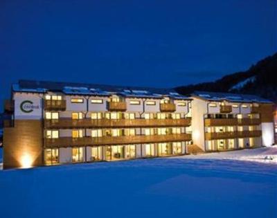 фото отеля Central Ferienanlage Appartements Flachau
