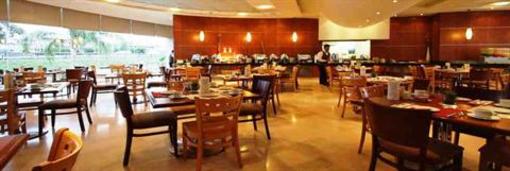 фото отеля Mercury Inn