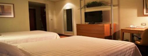 фото отеля Mercury Inn
