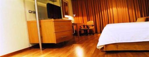 фото отеля Mercury Inn