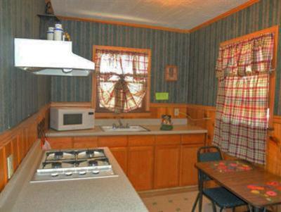 фото отеля Cabins 4 Less