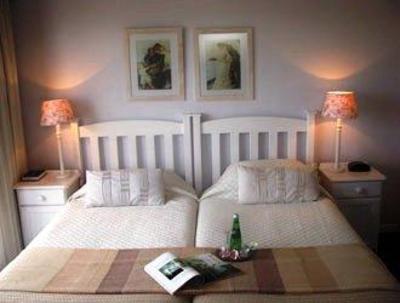 фото отеля Amzee Bokmakierie Guest House Mossel Bay