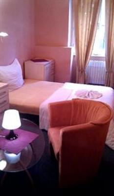 фото отеля Gay Center Hostel Prague