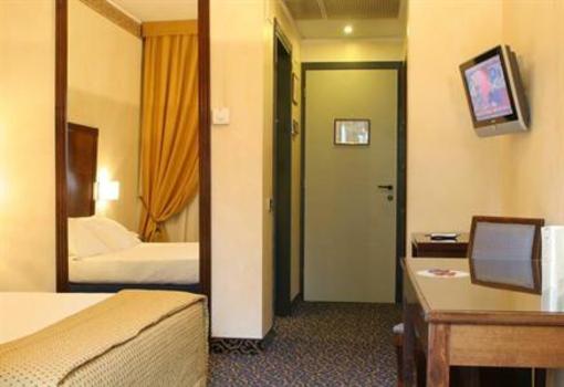 фото отеля Hotel Motel Ascot