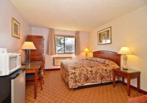 фото отеля Econo Lodge Inn And Suites Madras