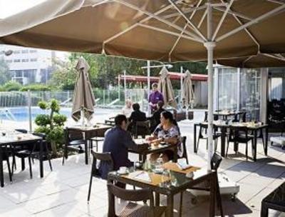 фото отеля Novotel Evry Courcouronnes