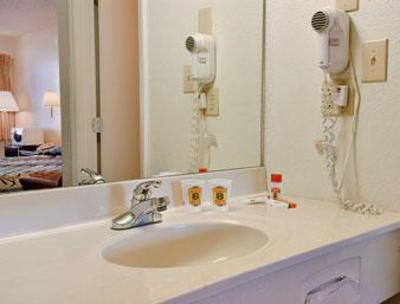 фото отеля Super 8 Durham