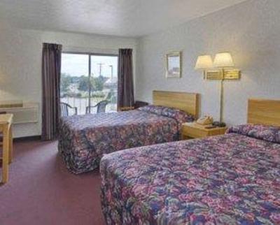 фото отеля Bloomington Travelodge