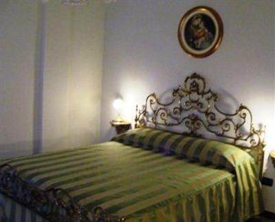 фото отеля Il Priorato de la Querciantica B&B