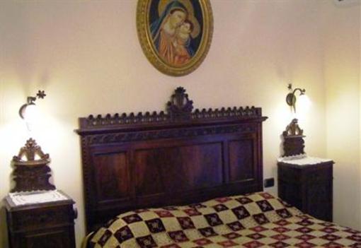 фото отеля Il Priorato de la Querciantica B&B