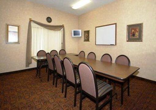фото отеля Quality Inn Mitchell
