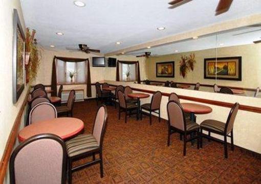 фото отеля Quality Inn Mitchell