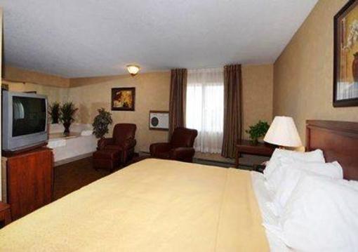 фото отеля Quality Inn Mitchell