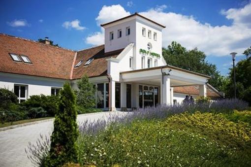 фото отеля Old Lake Golf Hotel