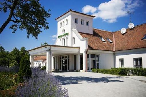 фото отеля Old Lake Golf Hotel
