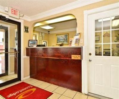 фото отеля Econo Lodge Richmond Hill