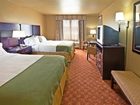 фото отеля Holiday Inn Express Hotel & Suites Muskogee
