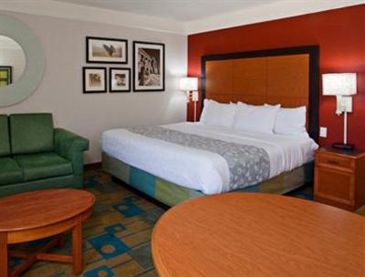 фото отеля La Quinta Inn and Suites Greensboro