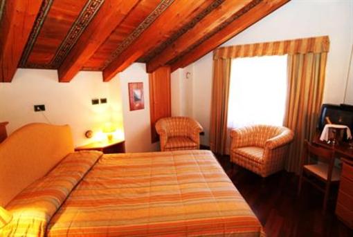 фото отеля Hotel Italia Brusson