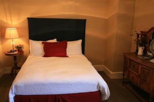 фото отеля The Truckee Hotel