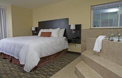 фото отеля Best Western Plus Navigator Inn & Suites