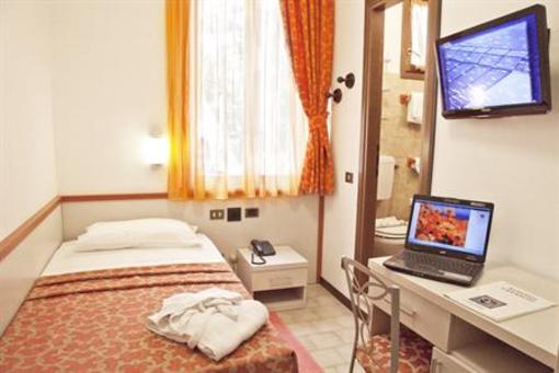 фото отеля Hotel Carancini