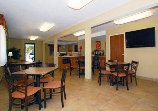 фото отеля Econo Lodge Kearney (Nebraska)