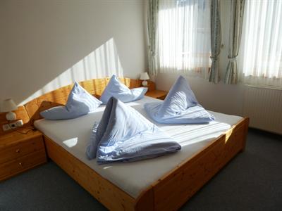 фото отеля Landhaus Cornelia