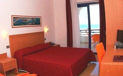 фото отеля Hotel Yria