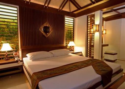 фото отеля Victoria Court Las Pinas