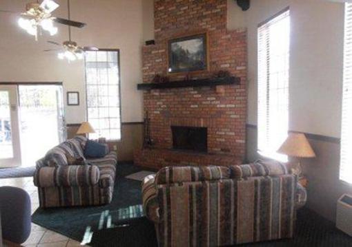 фото отеля Econo Lodge Inn & Suites Woodland