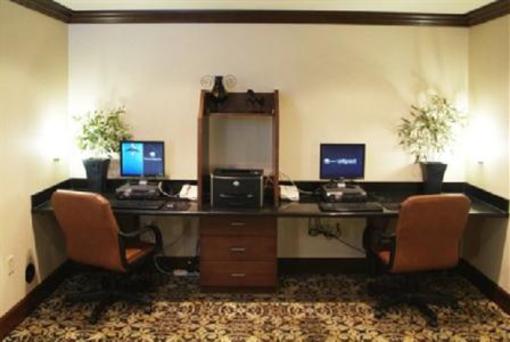 фото отеля Staybridge Suites Toledo Maumee