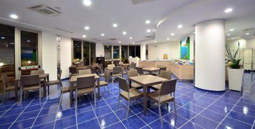 фото отеля Astro Suite Hotel