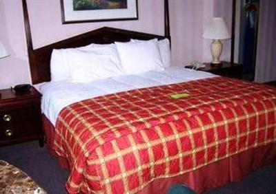 фото отеля McLure House Hotel Wheeling (West Virginia)