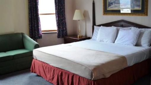 фото отеля McLure House Hotel Wheeling (West Virginia)