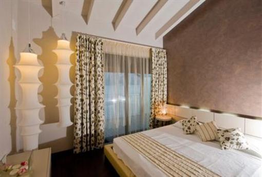 фото отеля Piccolo Hotel Malcesine