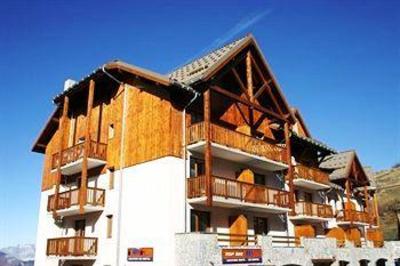 фото отеля Madame Vacances Residence Les Lodges de Pierres Valmeinier