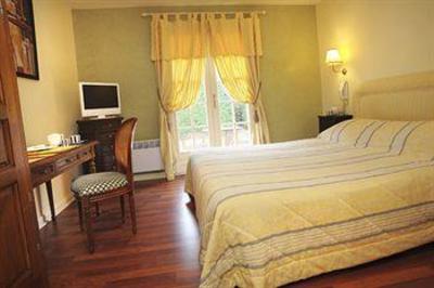 фото отеля Demeure De Flore Hotel Lacabarede