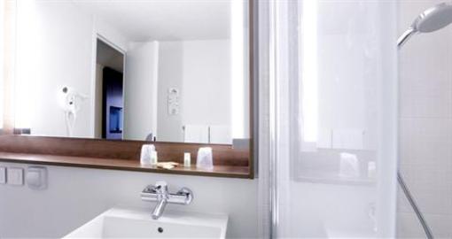 фото отеля Campanile Saint Malo Hotel Saint-Jouan-des-Guerets