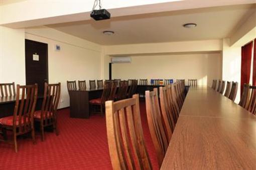 фото отеля Yaky Center Hotel Pitesti