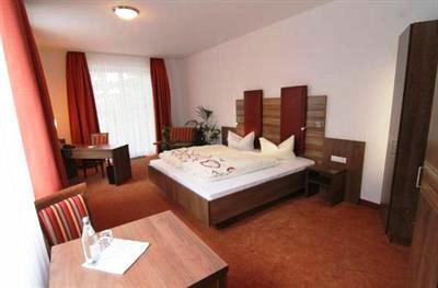 фото отеля Hotel Sonneck Schwabisch Hall