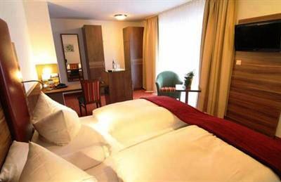 фото отеля Hotel Sonneck Schwabisch Hall