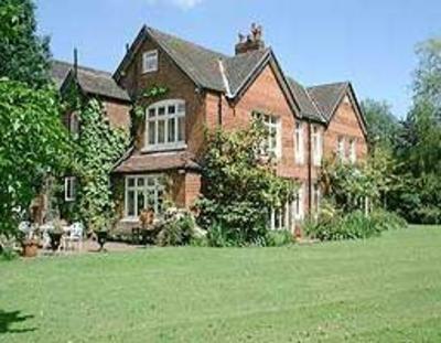 фото отеля Holly Bank House Wolverhampton