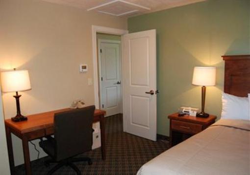 фото отеля BEST WESTERN Driftwood Inn