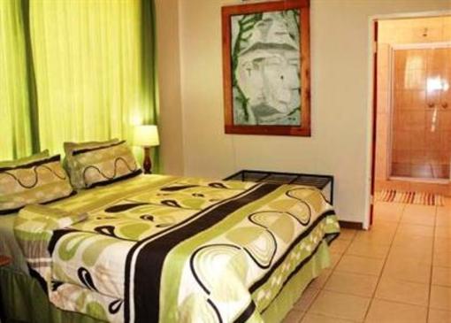 фото отеля The Ultimate Guesthouse