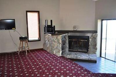 фото отеля Mountain Trail Lodge
