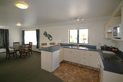 фото отеля Avalon Manor Motel