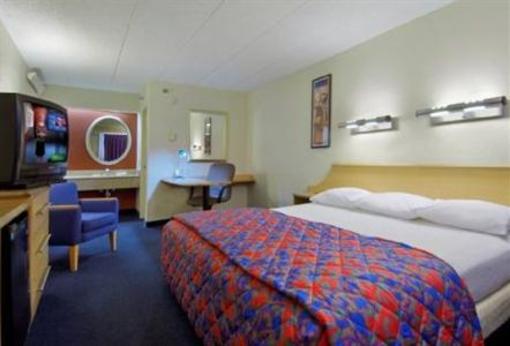 фото отеля Red Roof Inn Virginia Beach