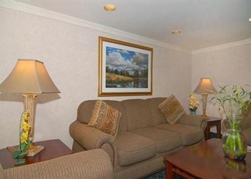 фото отеля Ramada Plaza Hotel Anaheim Area