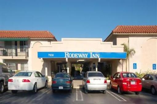фото отеля Ramada Plaza Hotel Anaheim Area